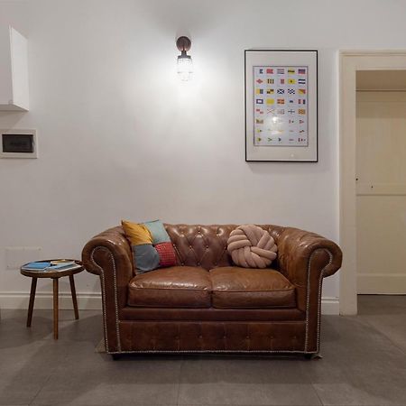 Tredici Boutique Rooms Наполи Екстериор снимка