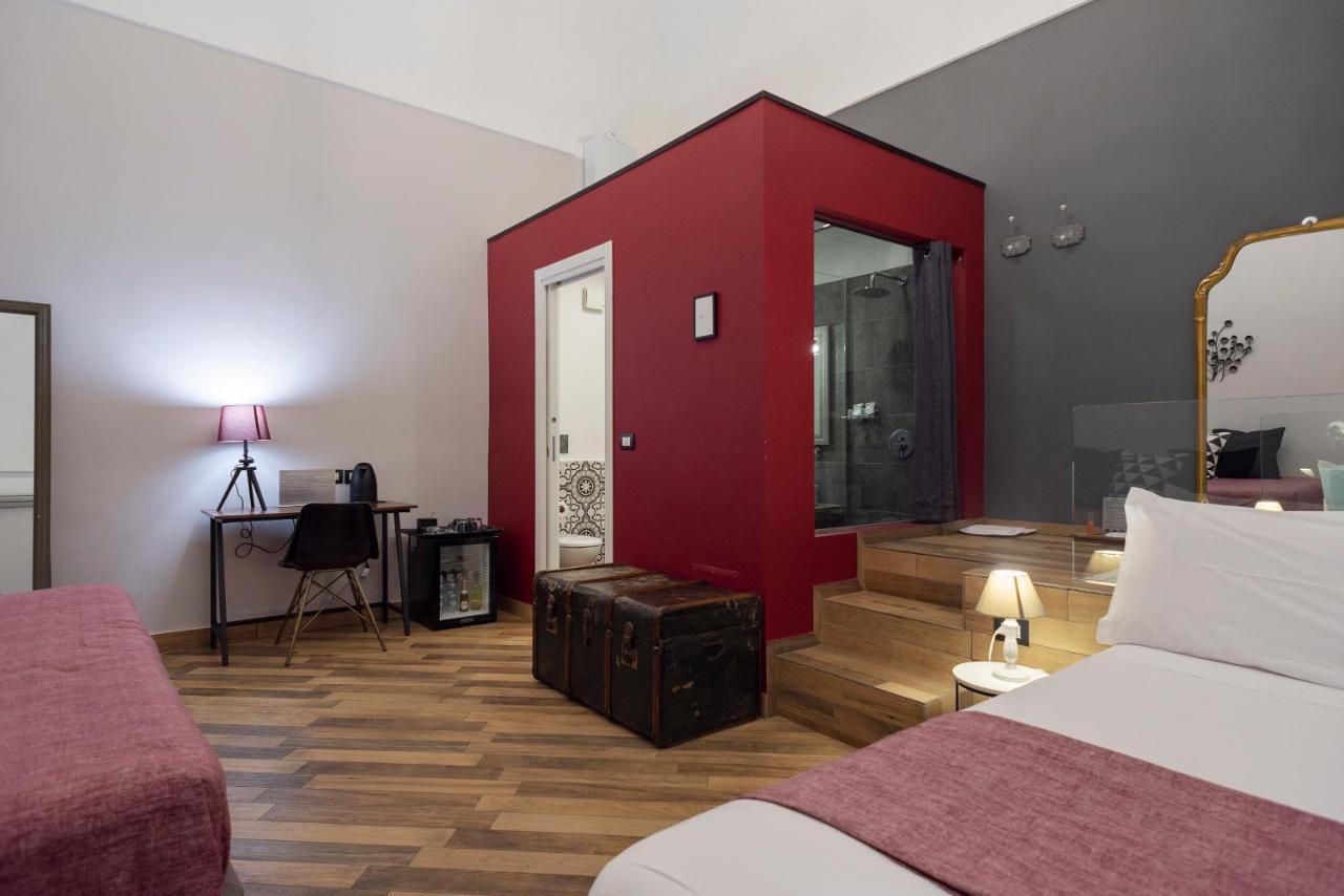 Tredici Boutique Rooms Наполи Екстериор снимка