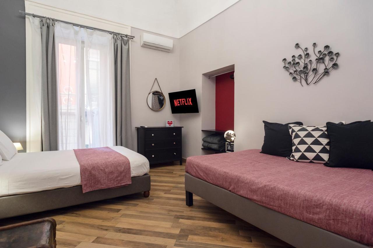 Tredici Boutique Rooms Наполи Екстериор снимка