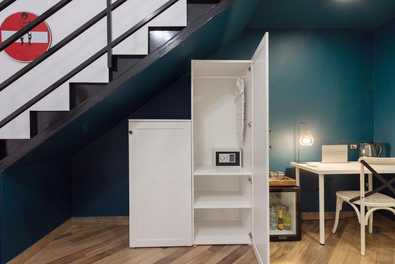 Tredici Boutique Rooms Наполи Екстериор снимка