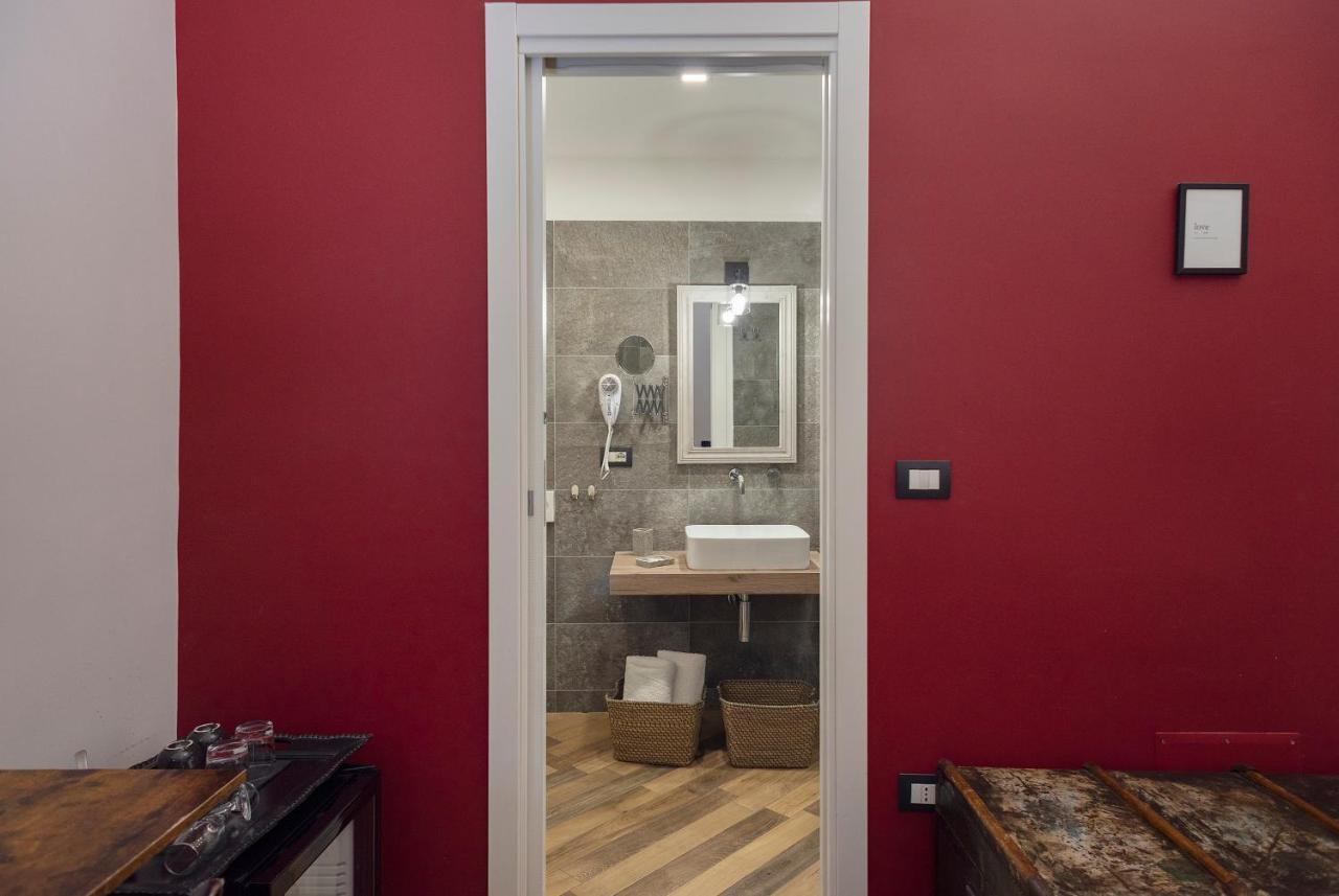 Tredici Boutique Rooms Наполи Екстериор снимка
